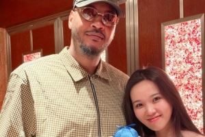 🫡瓜哥这气质杠杠的！烤肉姐再晒与安东尼的合照